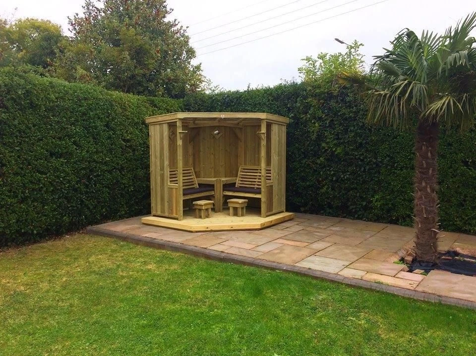 Churnet Valley Four Seasons Garden Room With Decking - Image 4