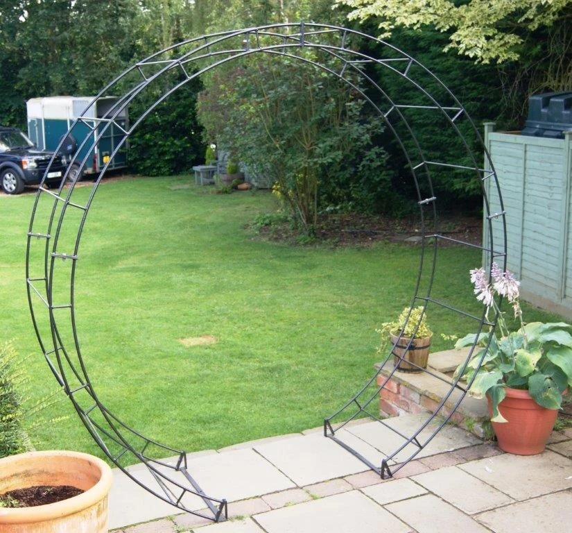Poppy Forge Round Arch